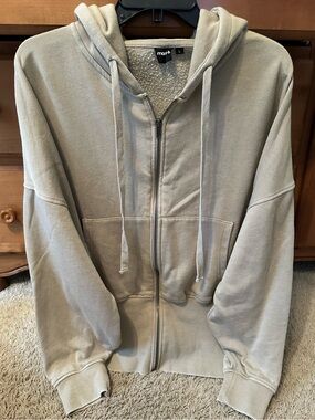MONO B NATURAL ZIP HOODIE